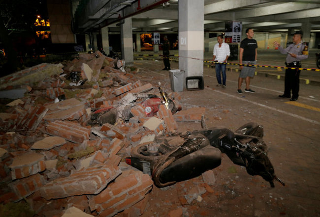 龍目島7.0地震82死 台旅客均安全無虞 | 華視新聞