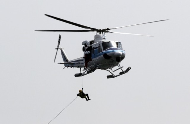 日直升機墜毀山谷 搜救找到8人傷勢不明 | 此圖為同機型，非失聯機(翻攝自歐新社)