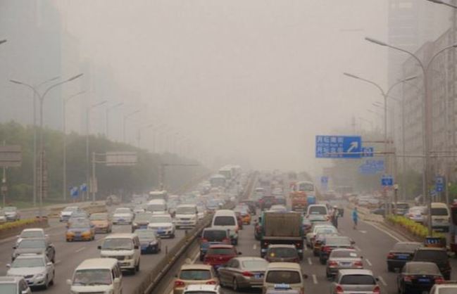 北京空汙超恐怖 待一天等於"吸60支菸" | 華視新聞