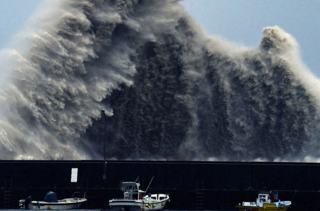 颱風西馬隆撲日本 造成4.5萬戶停電 | 華視新聞