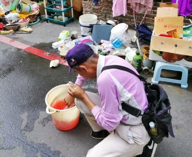 台南市也爆本土登革熱 老婦發燒住院 | 華視新聞