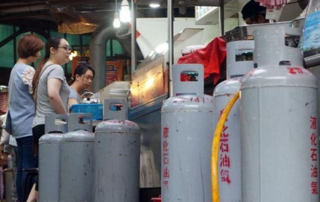 桶裝瓦斯.天然氣明調漲 每桶約漲32元 | 華視新聞