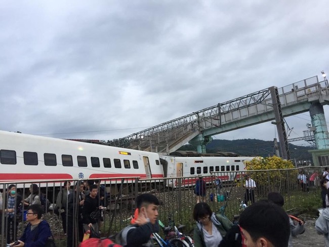 政院成立事故調查小組 普悠瑪列車全面安檢 | 華視新聞