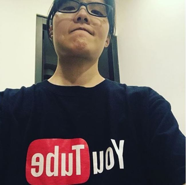 沾惹統獨爭議 冏星人專心工作「不當YouTuber了」 | 華視新聞
