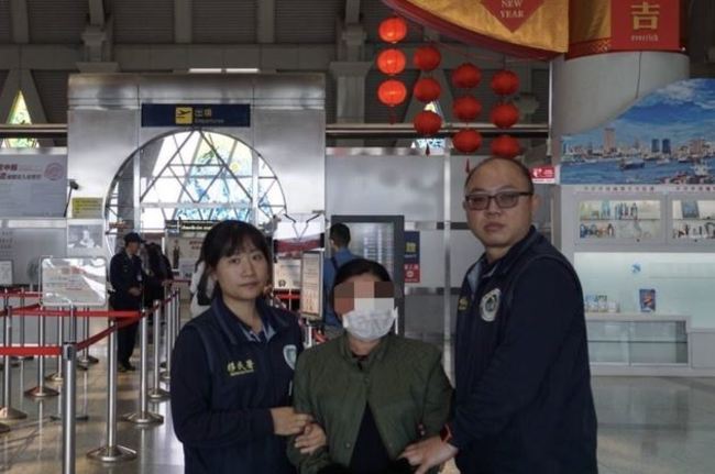 越南婦人喜獲遣返過年 脫團案仍有59人未到案 | 華視新聞