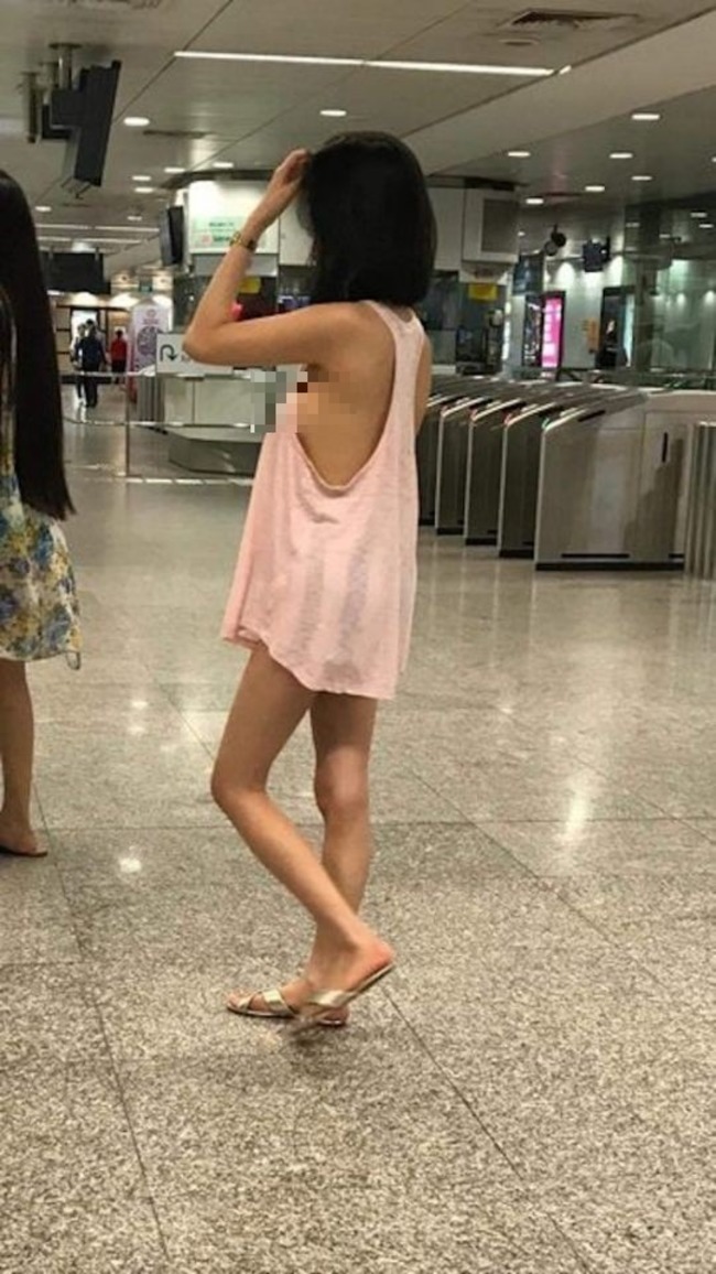 地鐵淡粉色背心女 駁斥裸露稱：有穿胸貼 | 華視新聞