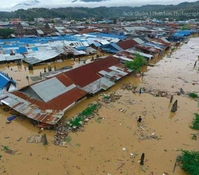 印尼遭洪水侵襲 釀63死.150房淹水 | 華視新聞