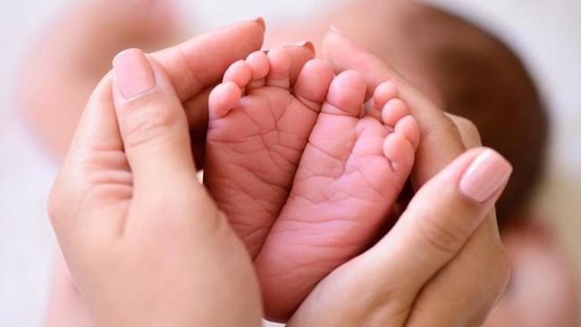 新生兒遺傳病篩檢增10項 最快10月上路！ | 華視新聞