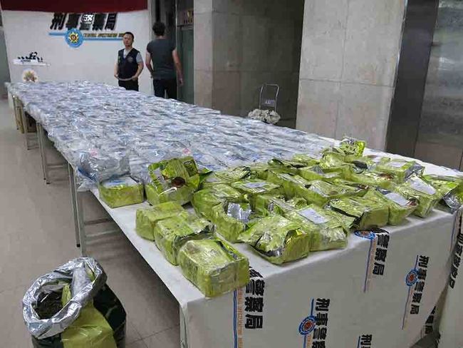 南投破獲走私貨櫃 越南茶葉混藏400斤毒品！ | 華視新聞