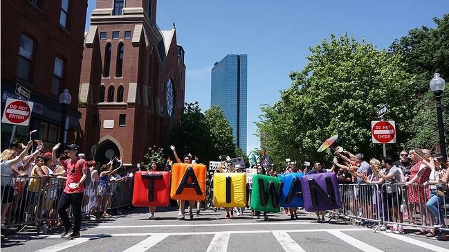 觀點》用進步價值團結我們：台灣人參加波士頓同志大遊行(何明修) | 華視新聞