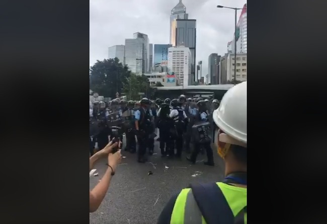 香港七一遊行登場 警民衝突不斷 | 華視新聞