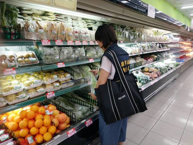 高雄市抽驗中元節祭祀食品 4件蔬果農藥超標 | 華視新聞