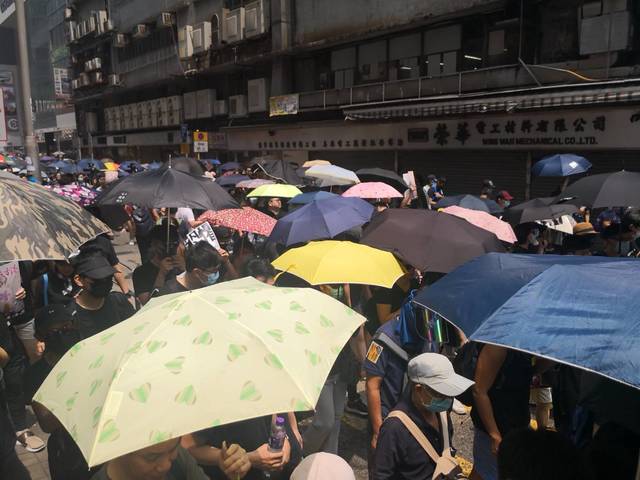 反送中觀塘遊行示威 港鐵宣布部分封站 | 