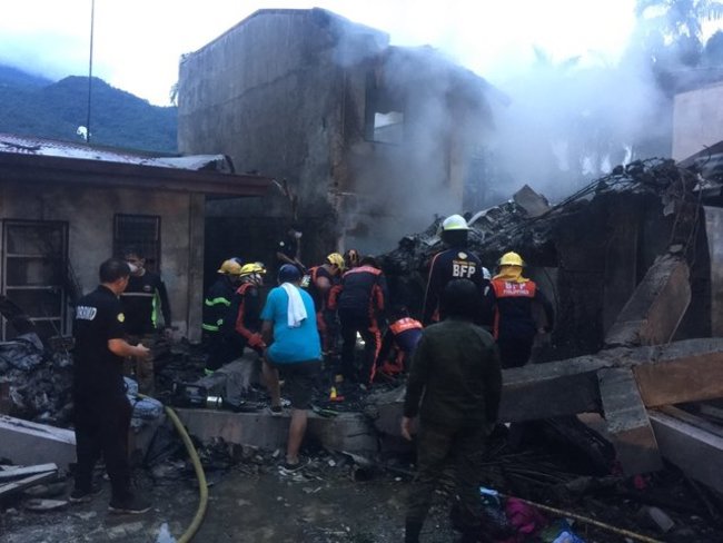 菲國直升機墜毀度假村 機上8人全罹難 | 華視新聞