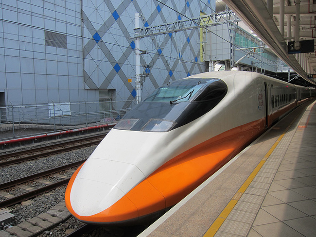 因應國慶連假 高鐵加開174班次 | 華視新聞