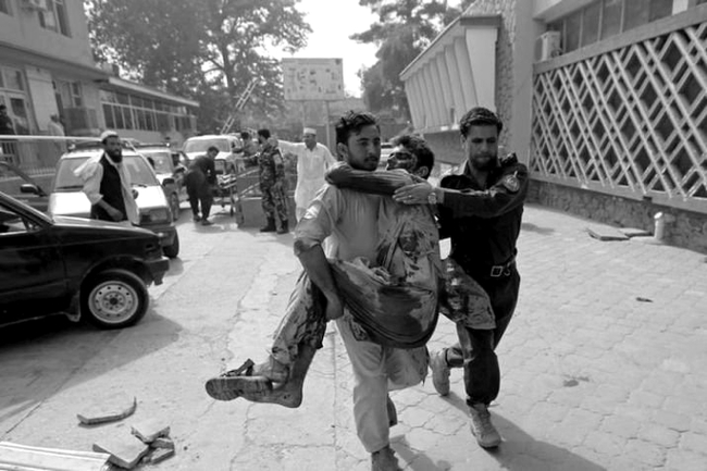 阿富汗總統造勢 遭自殺炸彈攻擊釀24死 | 華視新聞