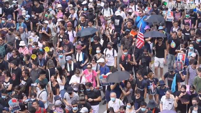 香港衝突持續升溫 港鐵關閉54個車站 | 華視新聞