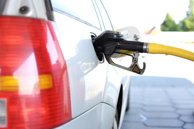 受國際油價上揚影響 明起汽、柴油各調漲0.1元 | 華視新聞