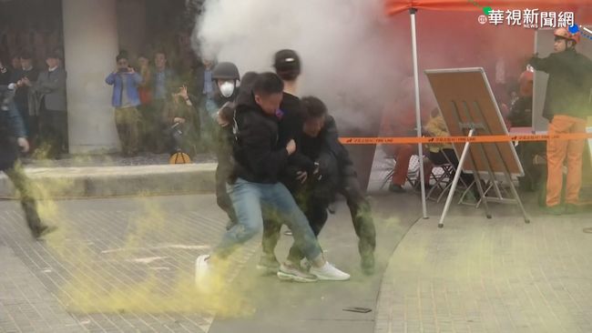 地鐵站冒濃煙?! 南韓反恐演習逼真 | 華視新聞