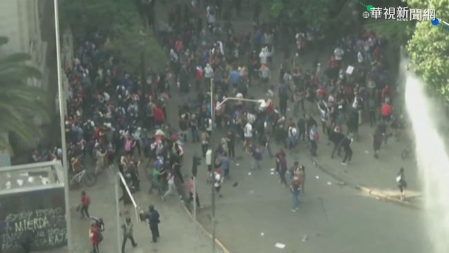 抗議地鐵漲價! 智利群眾再度上街抗爭 | 華視新聞