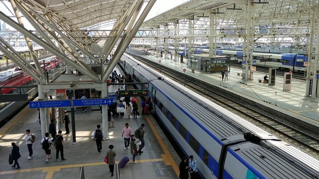 韓國鐵路工會展開罷工 高鐵地鐵火車都受影響 | 華視新聞