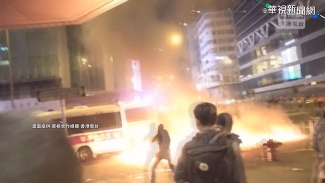 香港平安夜不寧 尖沙咀等地再示威 | 華視新聞