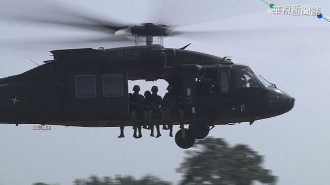 國防部全面停飛黑鷹 44架直升機進行「天安特檢」 | 華視新聞