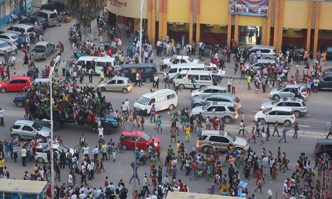 剛果宣布「鎖國」 關閉邊界防堵疫情 | 華視新聞