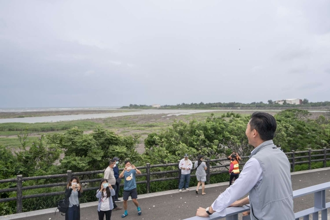 新竹紅樹林公園今啟用 可上觀景台遠眺海景.夕陽 | 華視新聞