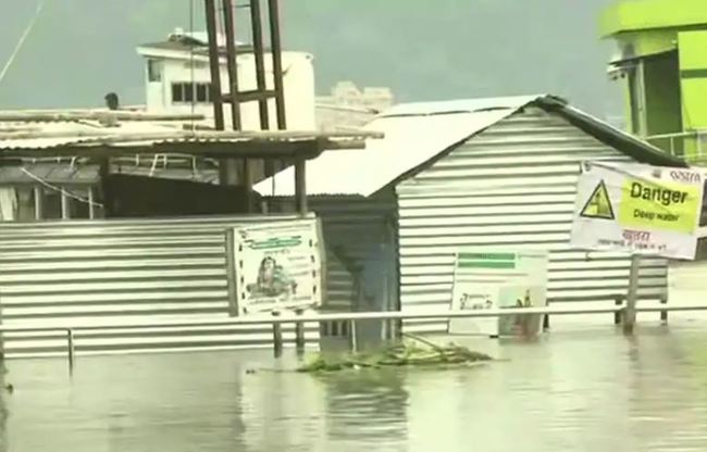 暴雨狂轟印度阿薩姆邦 超過百萬人成災民 | 華視新聞