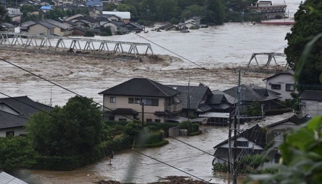 破紀錄豪雨侵襲日本九州 水淹老人院14人心跳停止 | 華視新聞