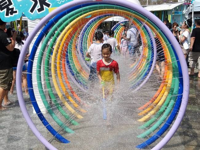 兒童新樂園「小小水樂園」開幕！3大加碼優惠別錯過 | 華視新聞