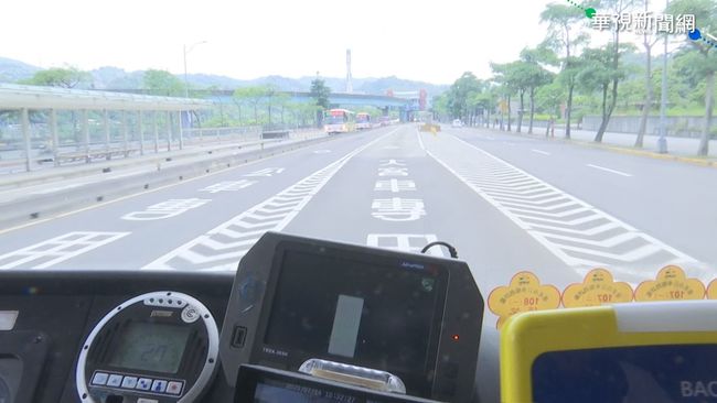 降低肇事 北市公車加裝智慧安全系統 | 華視新聞