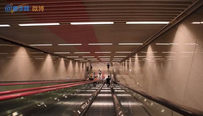 勇闖地心冒險！重慶地鐵「深達31層樓」成網紅地標 | 華視新聞