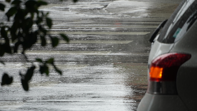 低壓帶影響！南部3縣市大雨特報 全台有雨 | 華視新聞