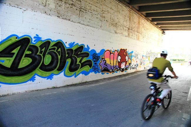 畫起來！ 北市7處堤壁開放塗鴉 | 華視新聞