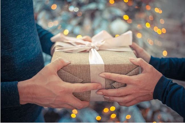 聖誕節交換「爛禮物」能送什麼？過來人全推這項首選 | 華視新聞