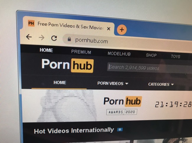 新規上路！Pornhub擴大審查內容 刪光百萬部素人片 | 華視新聞