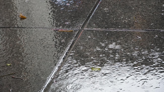 開工日雨來了！北台灣直降10度 整天「濕濕涼涼」 | 華視新聞