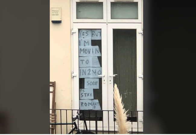 封城阻不斷情路！英女窗戶貼「大字報」示愛鄰居 | 華視新聞