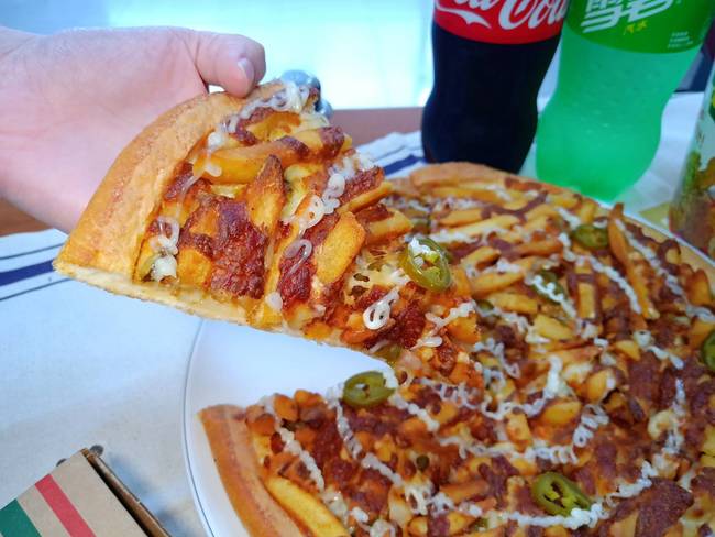 超罪惡薯條+肉醬！拿坡里「美國瘋脆薯披薩」登場 | 華視新聞