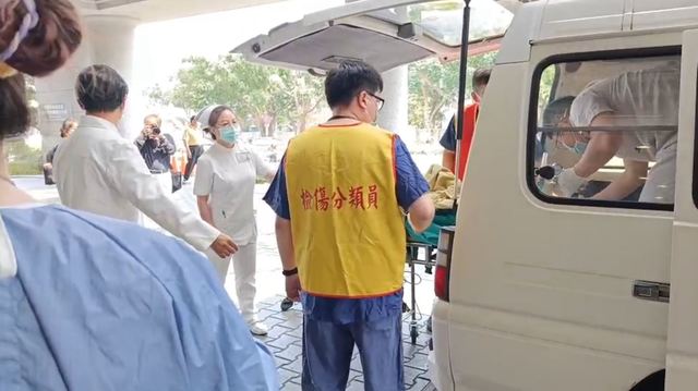 病患送至花蓮慈濟醫院。