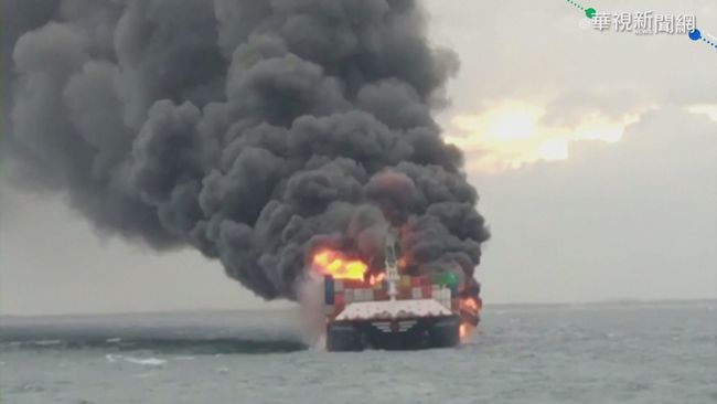 斯里蘭卡可倫坡火燒船! 火舌猛竄2傷 | 華視新聞