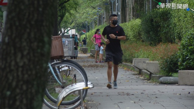 戴口罩運動...重症醫揭3風險：躲過警察、躲不過死神 | 華視新聞