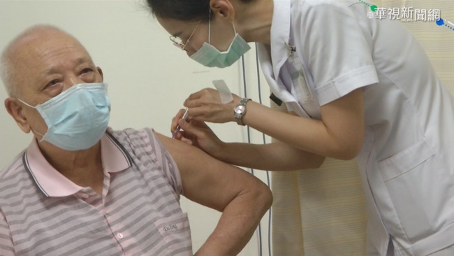 懶人包》75歲↑長者如何預約打疫苗？各縣市措施一次看 | 華視新聞