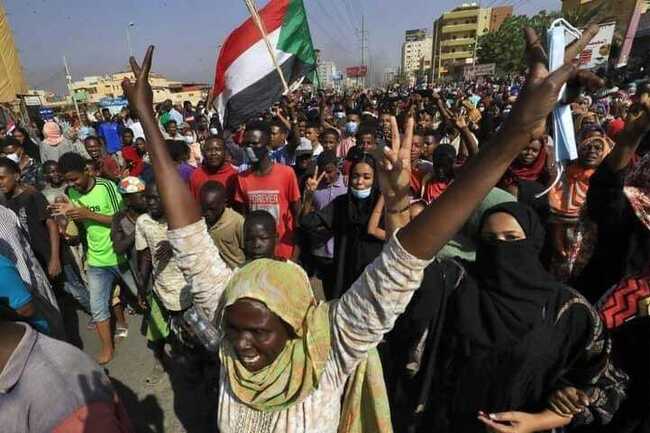 蘇丹政變釀流血鎮壓 世界銀行宣布斷金援 | 華視新聞