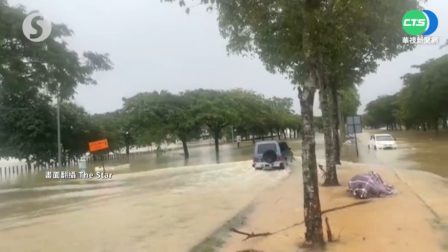 暴雨釀洪災 馬來西亞上萬人迫撤離 | 華視新聞