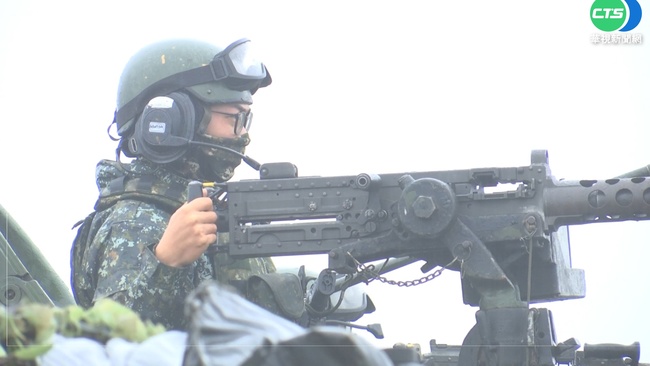 陸軍戰車排實彈演習 模擬敵軍新竹搶灘 | 華視新聞