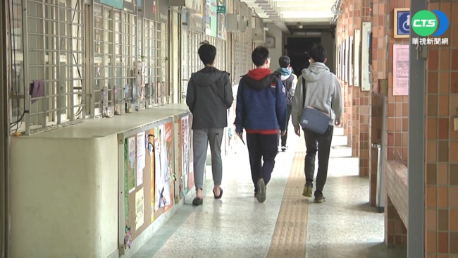111學測第二天 隔離試場考生增至22人 | 華視新聞