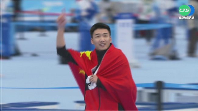 速滑中奪冠 韓選手"擦拭領獎台"遭出征 | 華視新聞